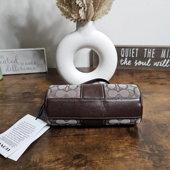 ONE DAY SALE...Coach Signature Jacguard Barrel Nolita Maple - Picture 2 of 10